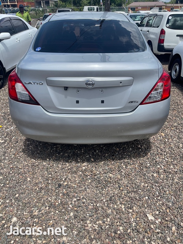 Nissan Latio 1,2L 2014-8