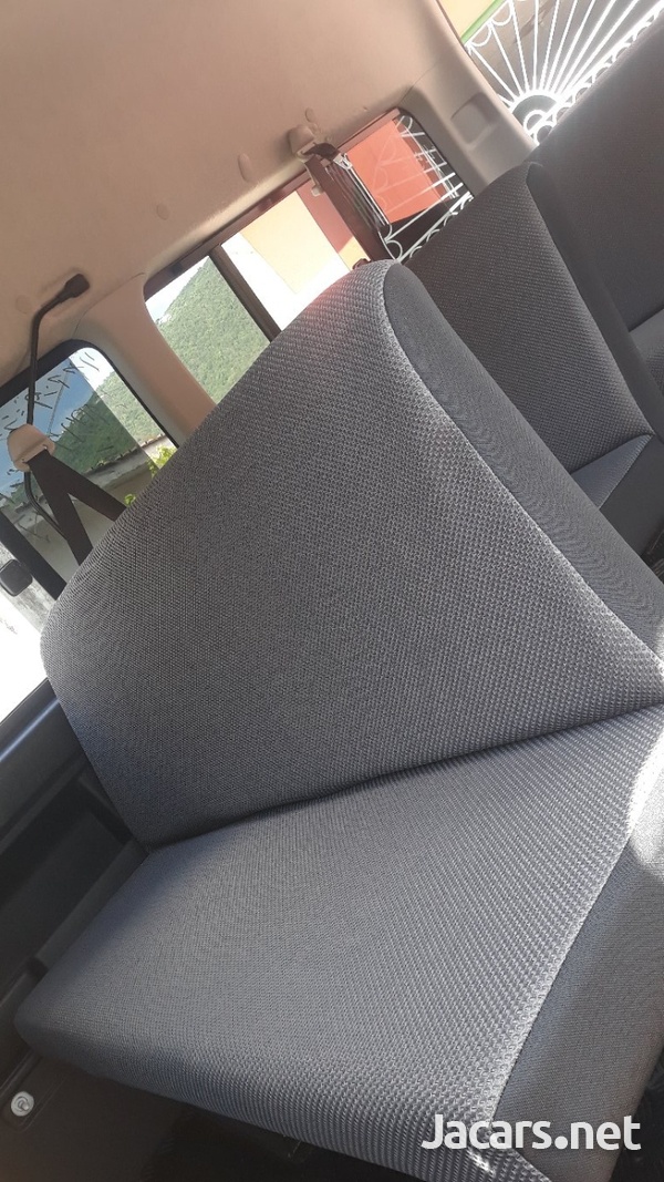 BUS SEATS WITH STYLE AND COMFORT FOR TOYOTA HIACE,CARAVAN 8762921460-9