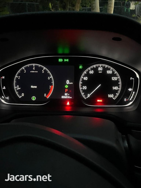 Honda Accord 1,5L 2020-8