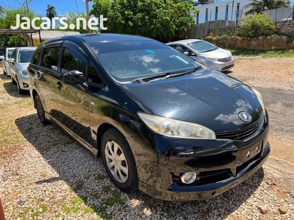 Toyota Wish 2,0L 2010-1