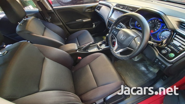 Honda Grace 1,5L 2015-7
