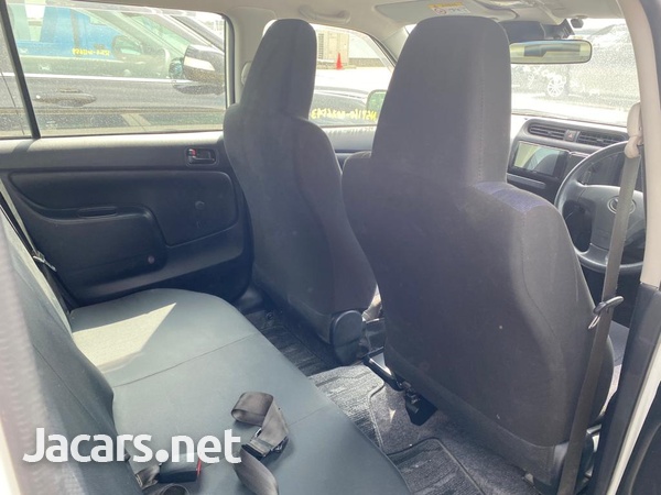 Toyota Probox 1,3L 2017-7