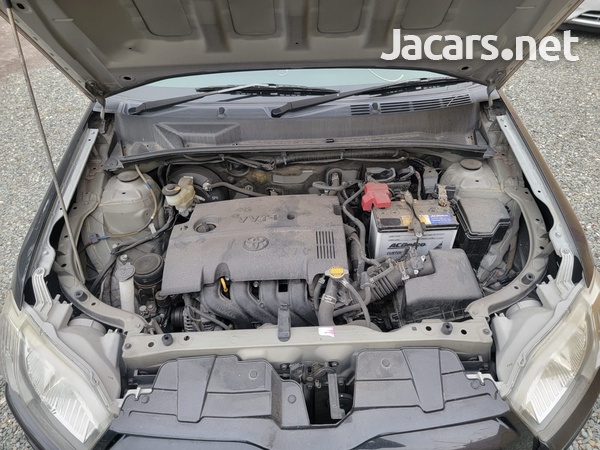 Toyota Succeed 1,5L 2014-3