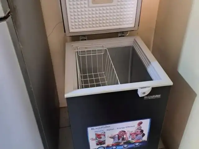 Deep Freezer, Saint James