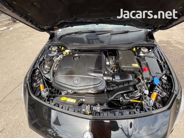 Mercedes-Benz CLA-Class 2,5L 2014-16