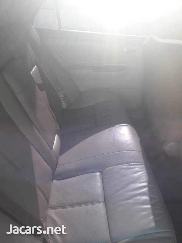 Toyota Corolla Altis 1,8L 2004-3