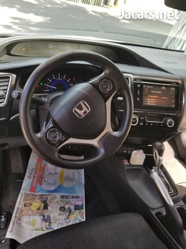 Honda Civic 1,8L 2015-4