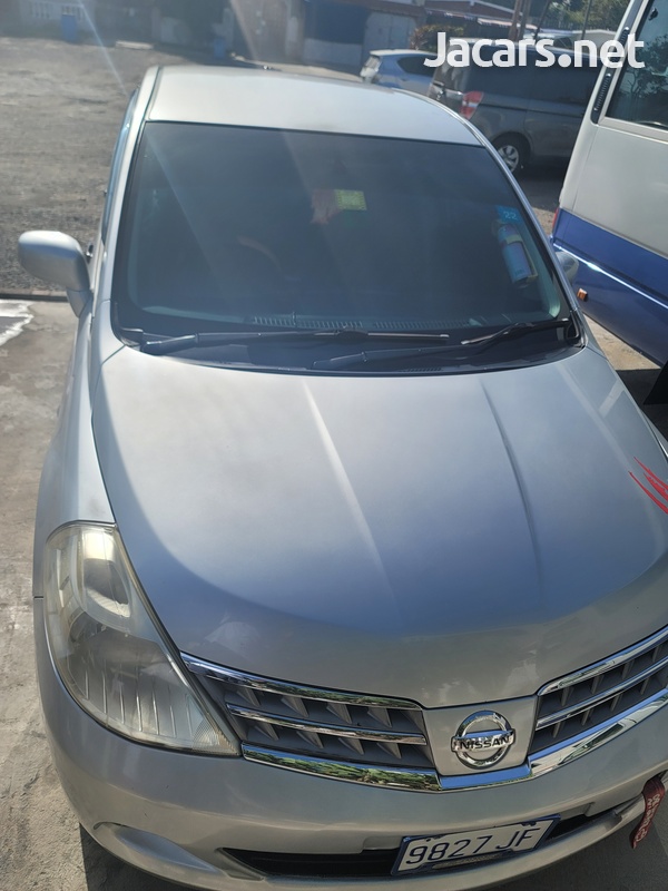 Nissan Tiida 1,5L 2010-6