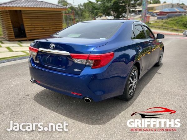 Toyota Mark X 2,5L 2016-4