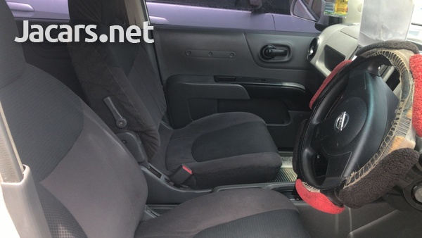 Nissan AD Wagon 1,5L 2011-8