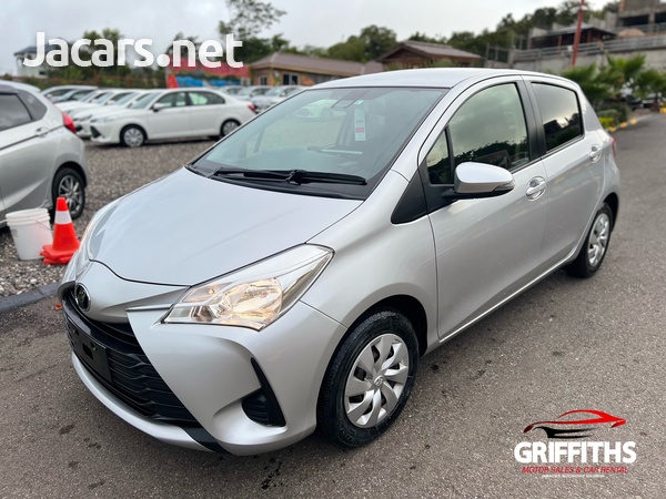 Toyota Vitz 1,0L 2017-3