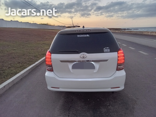 Toyota Wish 1,8L 2008-4