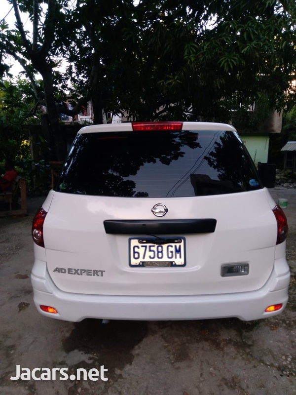 Nissan AD Wagon 1,5L 2012-3