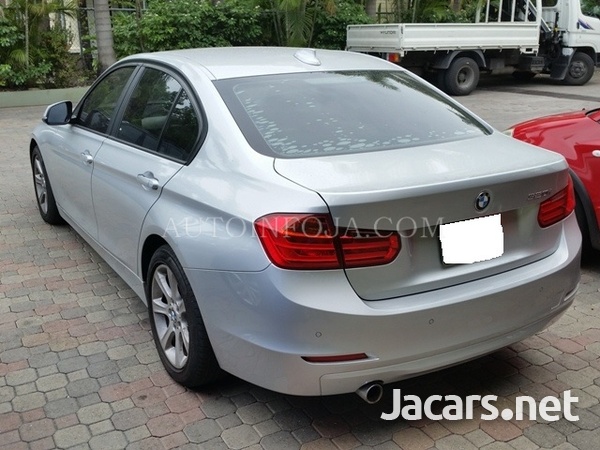 BMW 3-Series 2,0L 2014-4