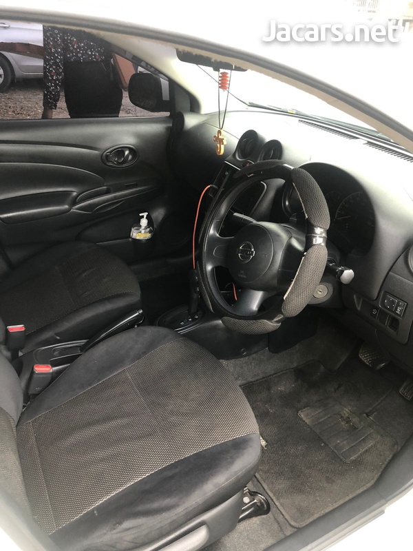 Nissan Latio 1,2L 2013-9