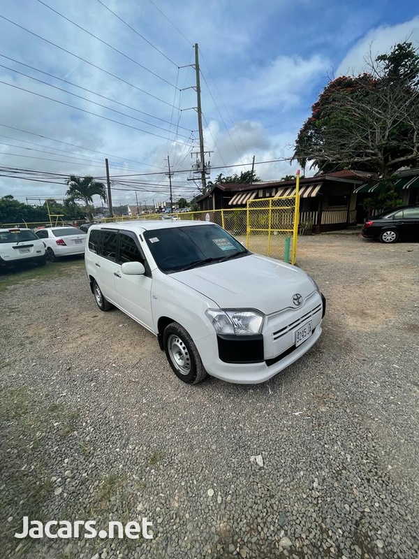 Toyota Probox 1,5L 2014-2