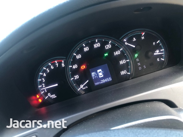 Toyota Crown 2,5L 2012-9