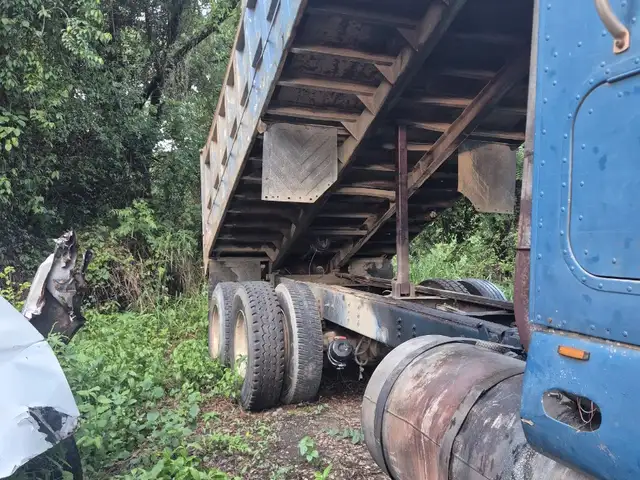 Internation Tipper, Saint Thomas