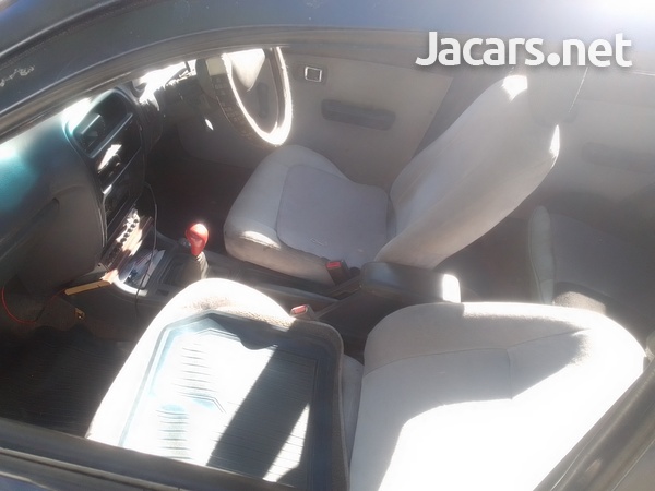 Daihatsu Charade 1,3L 1996-4