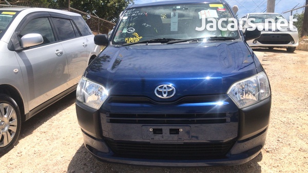 Toyota Probox 1,5L 2017-3