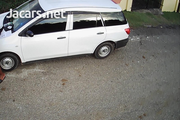 Nissan AD Wagon 1,5L 2017-1