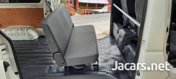 Toyota Hiace 3,0L 2015-2