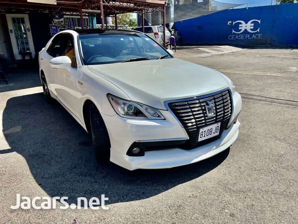 Toyota Crown 2,5L 2014-2