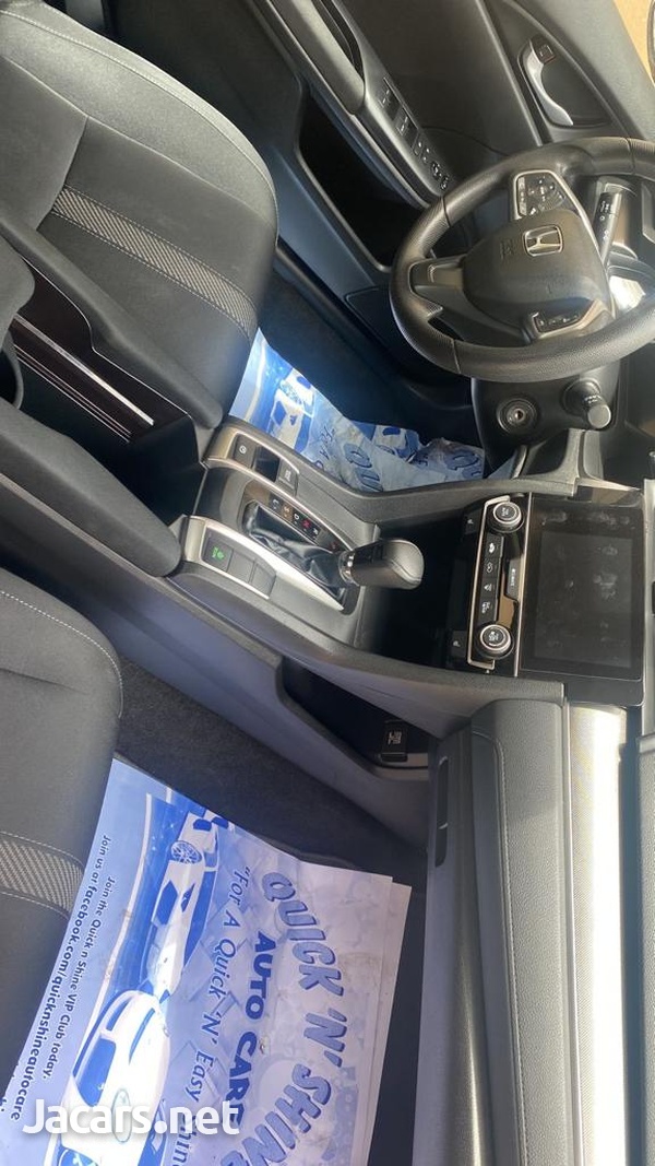 Honda Civic 1,8L 2018-4