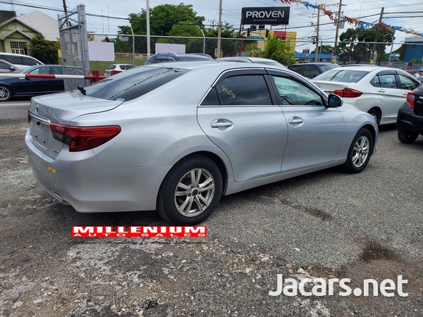 Toyota Mark X 2,5L 2016-13