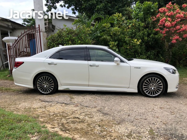 Toyota Crown 3,5L 2016-2