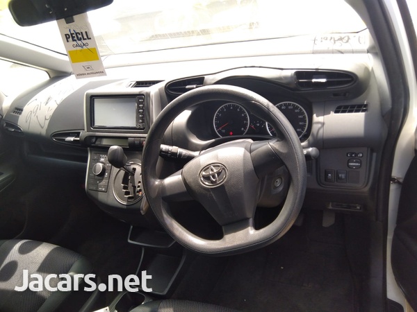 Toyota Wish 1,8L 2016-5