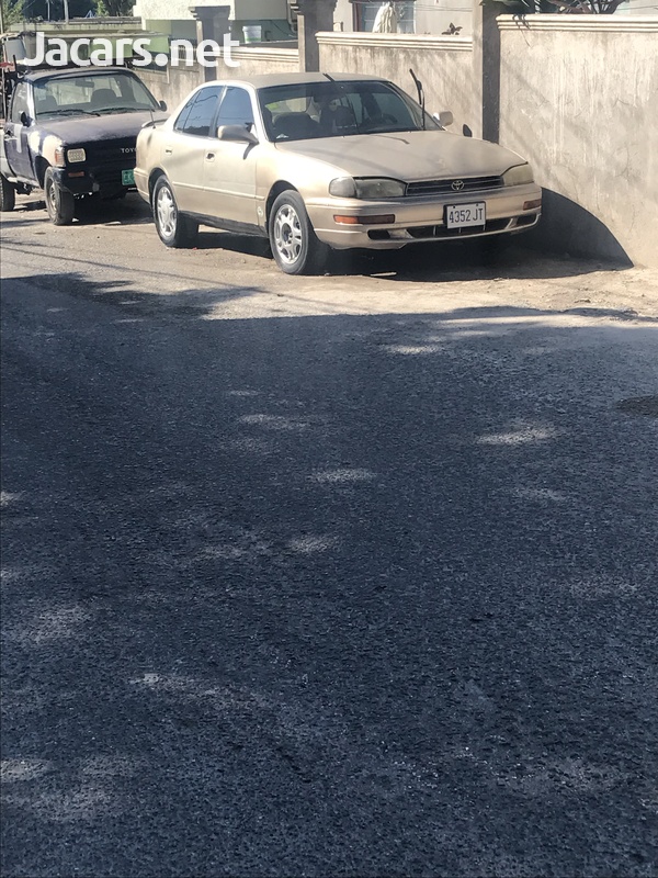 Toyota Camry 2,1L 1993-6