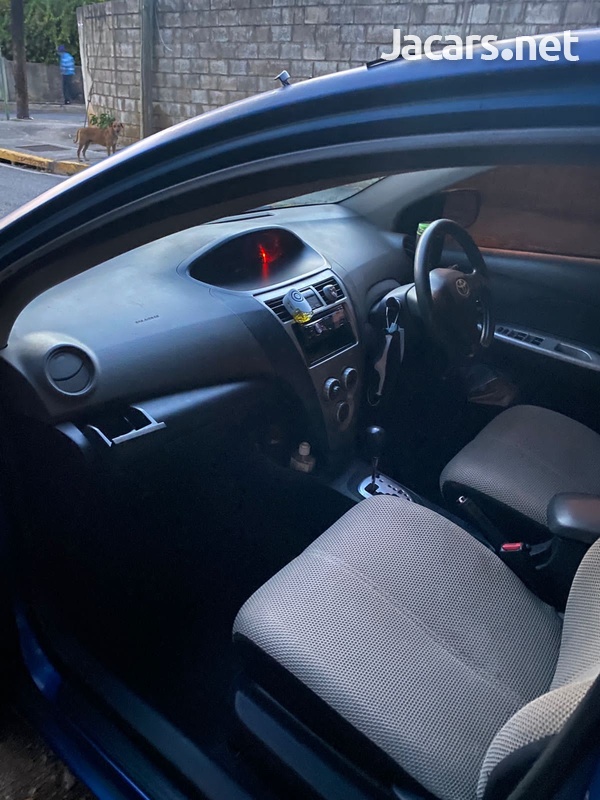 Toyota Yaris 1,5L 2012-7