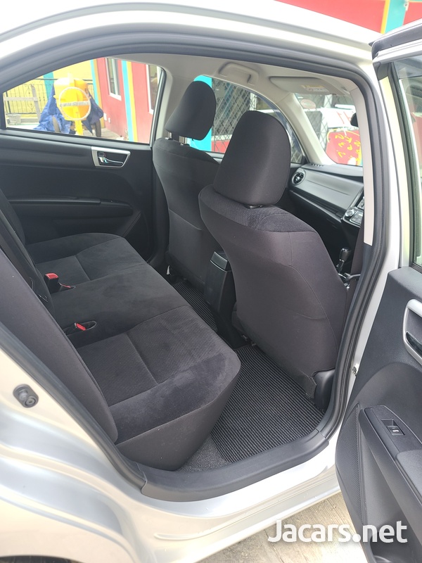 Toyota Axio 1,5L 2016-13