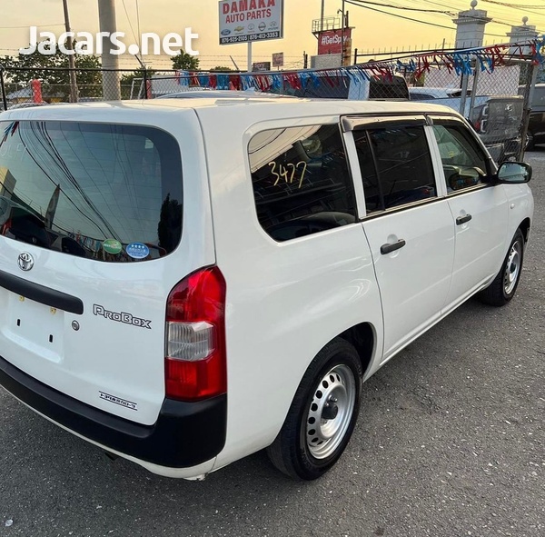 Toyota Probox 1,5L 2017-3