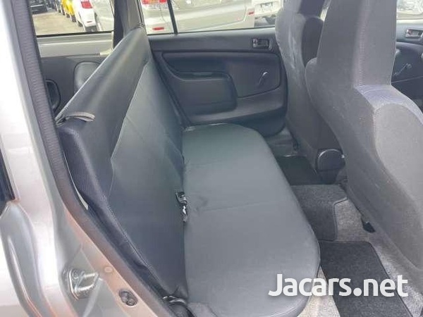 Toyota Probox 1,5L 2017-4