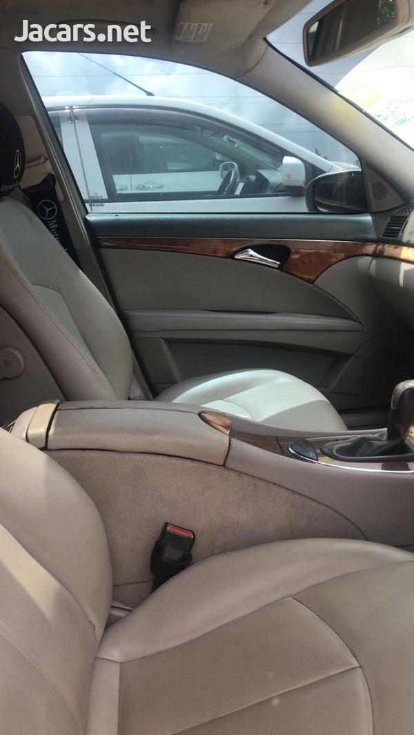 Mercedes-Benz E-Class 2,6L 2005-2