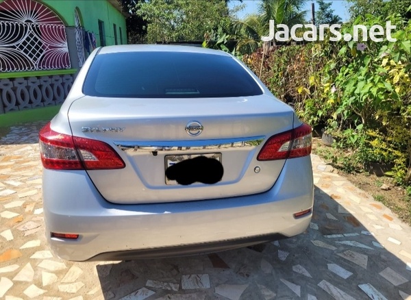Nissan Sylphy 1,8L 2013-4