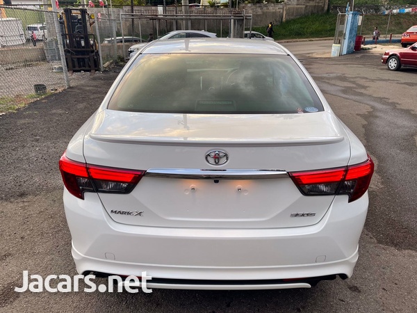 Toyota Mark X 3,5L 2015-9