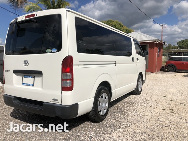 2017 Toyota Hiace-6