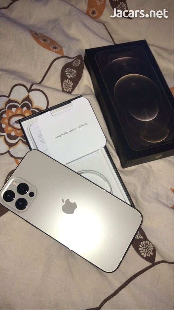 Apple devices online based store-8