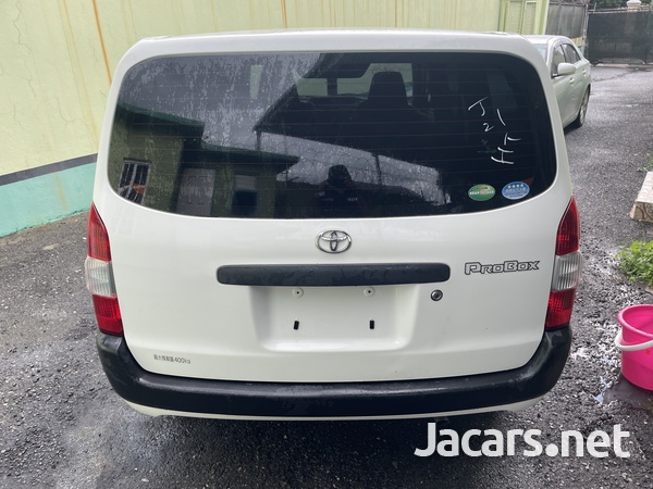 Toyota Probox 1,3L 2017-4