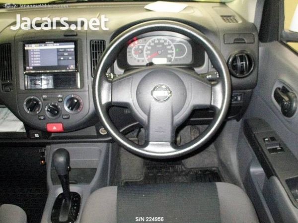 Nissan AD Wagon 1,4L 2016-5