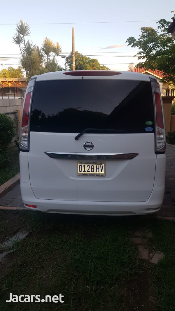 Nissan Serena 2,0L 2012-12