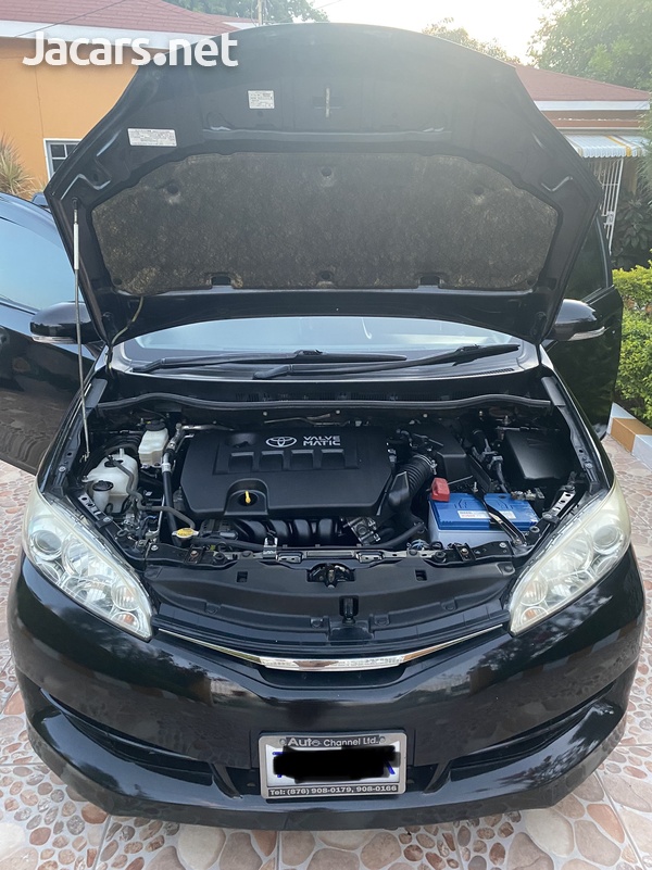 Toyota Wish 1,8L 2014-10