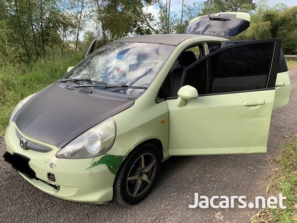 Honda Fit 1,3L 2004-4