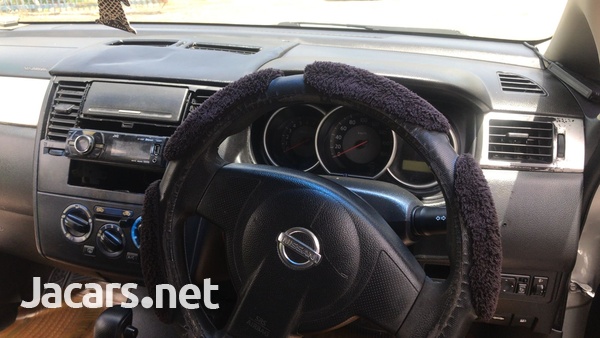 Nissan Tiida 1,6L 2007-6