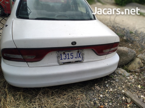 Mitsubishi Lancer 1,3L 1995-1