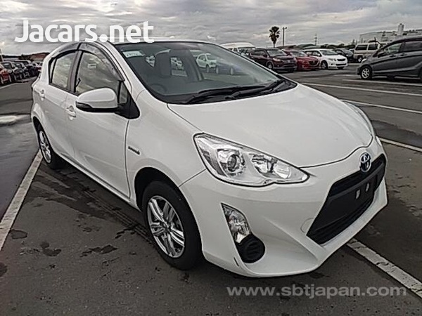 Toyota Aqua 1,5L 2017-1