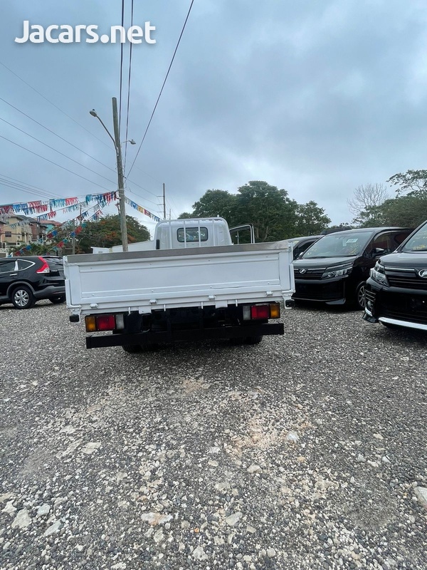 2012 Isuzu Elf Truck-3